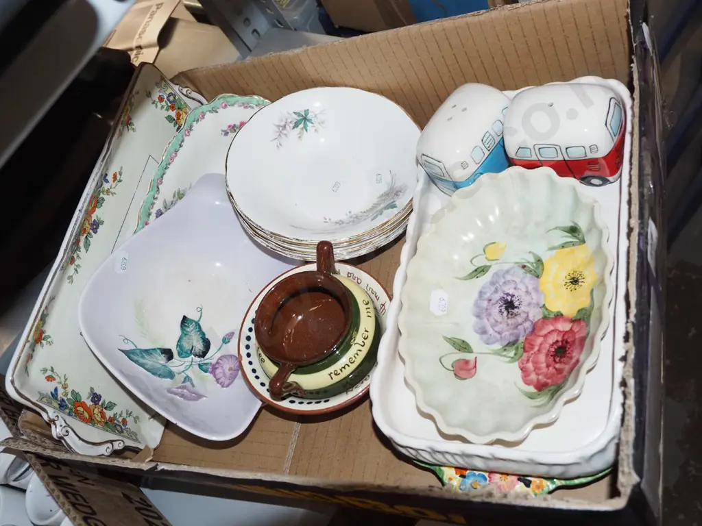 box; Carlton ware bowls, salt and peppers, sandwich plates etc Image 1++