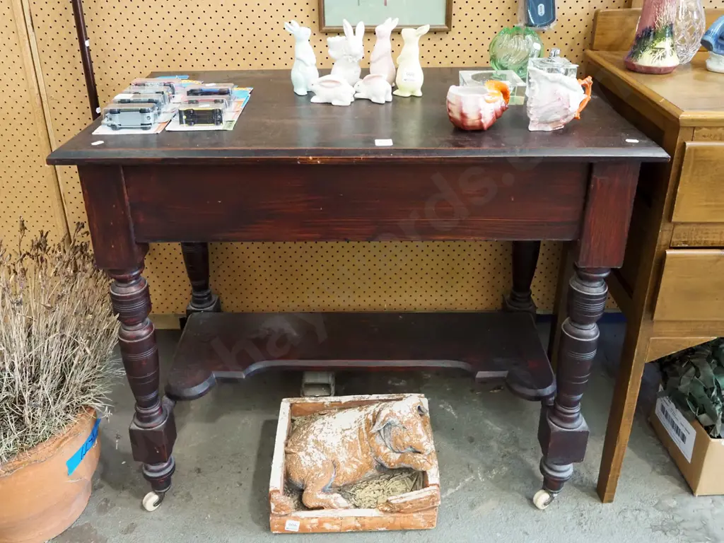 turned leg 2 tier hall table on enamel casters H780 W910 D490 Image 1++