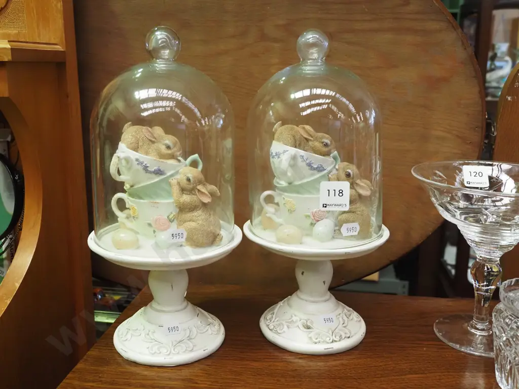 pair of ornaments, comports with rabbits under glass dome H300 Image 1++