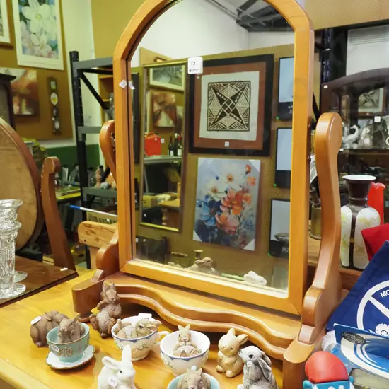 reproduction rimu dressing table cheval mirror H600