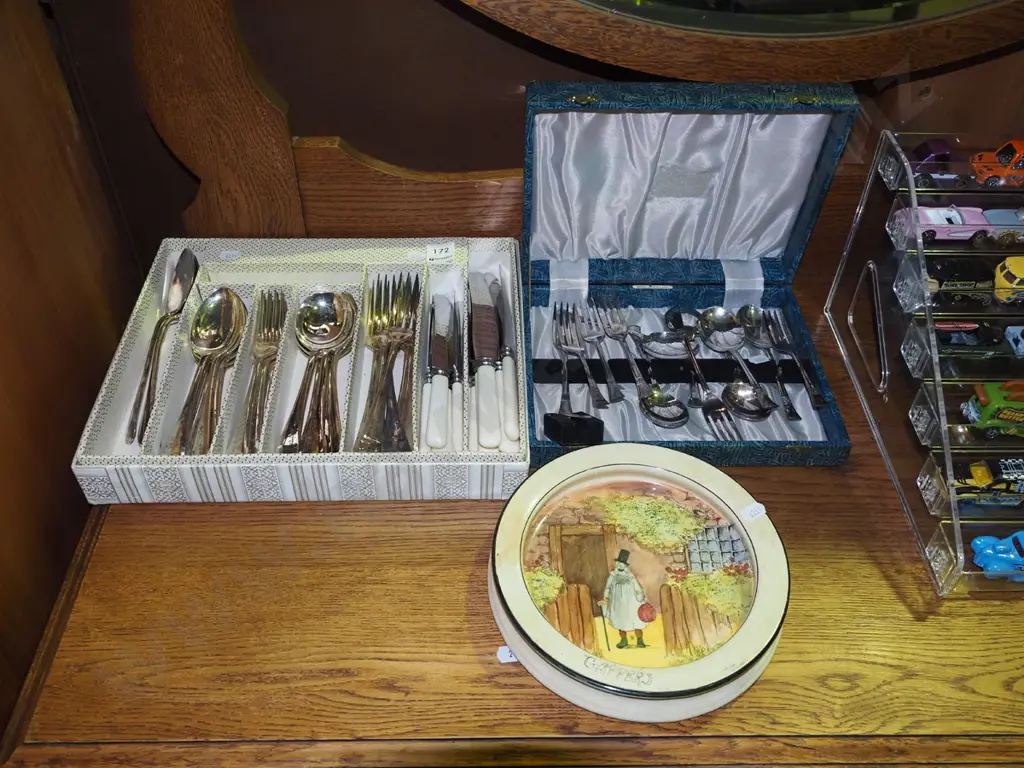 2x boxesof cutlery, Royal Doult gaffer childs bowl Image 1++