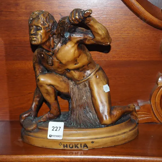 composite mari figurine - Hokia H210