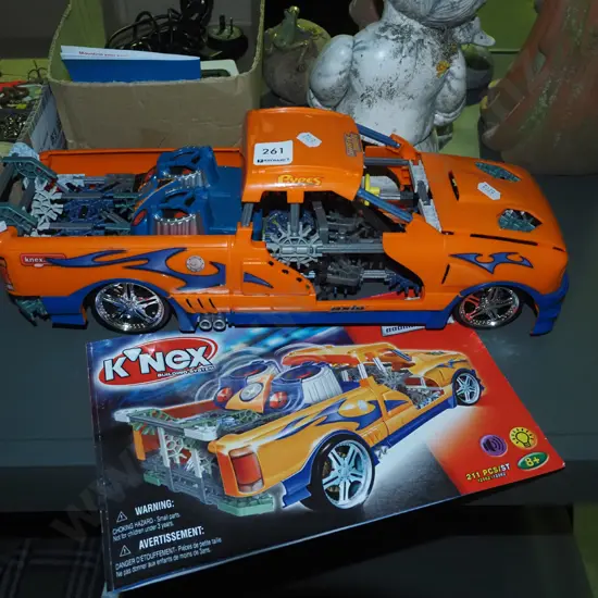 K'Nex truck figurine L400
