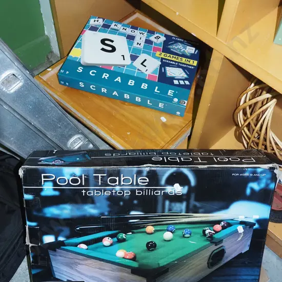 wooden tray, scrabble board - table top pool game tri