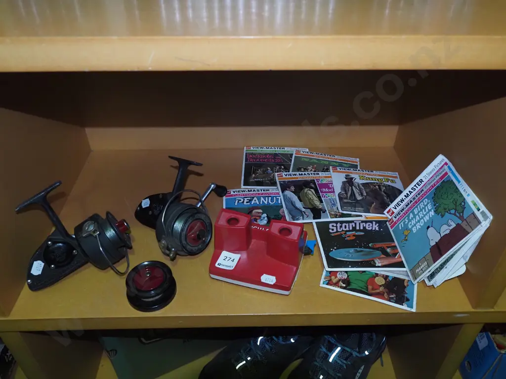 Viewmaster and cartridges, 2x vintage fishing reels - faults Image 1++