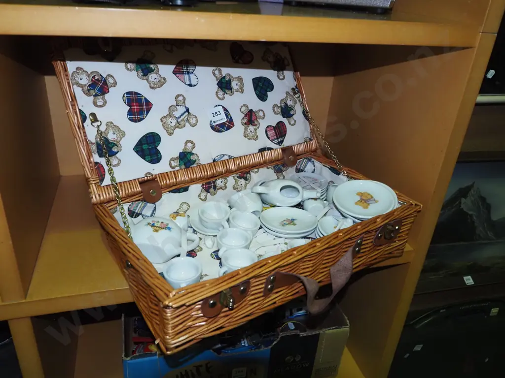 cane picnic hamper of teddy bear tea service Image 1++