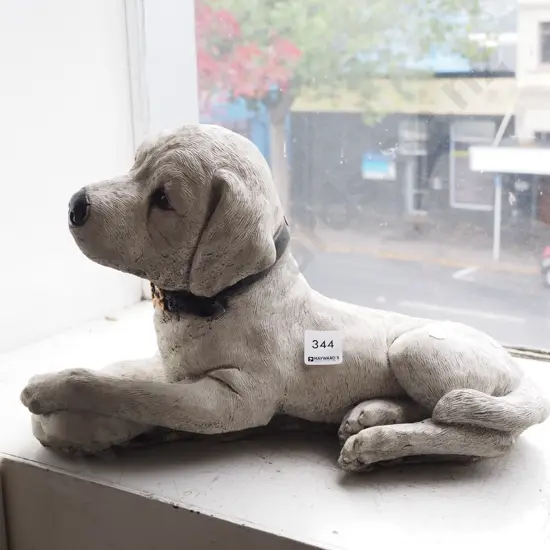 cast composite dog garden figurine H220