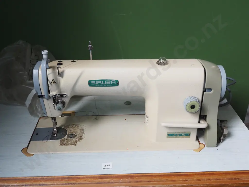 Siruba industrial sewing machine Image 1++