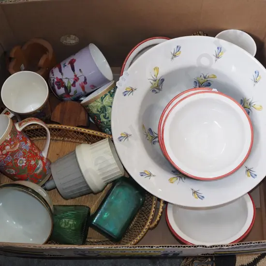 box; fruit bowls, bowls, coffee cans etc