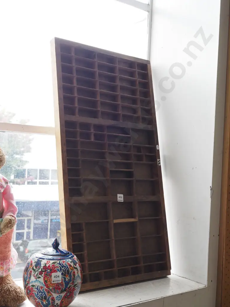 typesetters tray H820 Image 1++