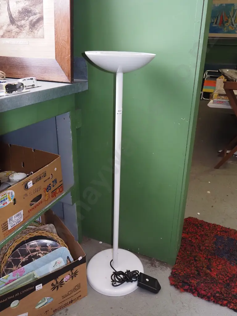 1980s short uplight H1050 Image 1++