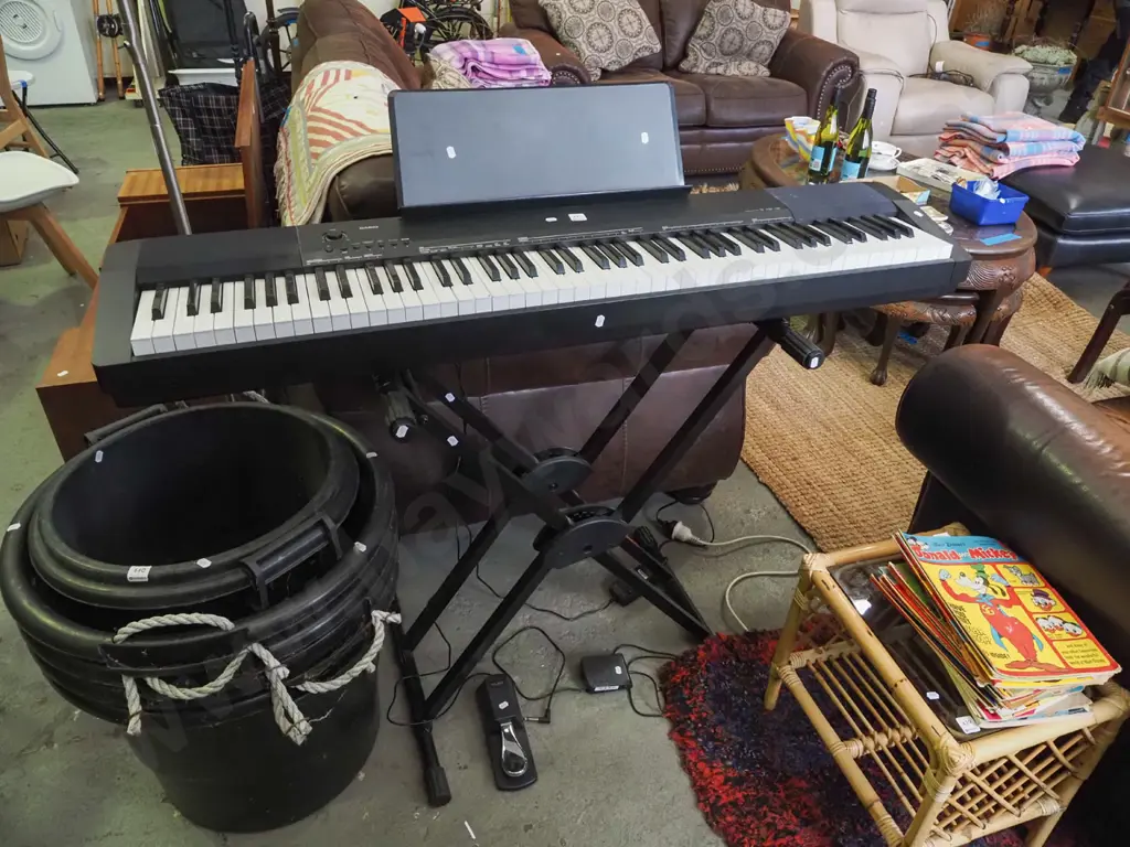 Casio CDP-135 keyboard Image 1++