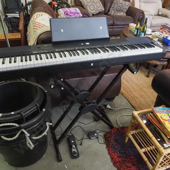 Casio CDP-135 keyboard