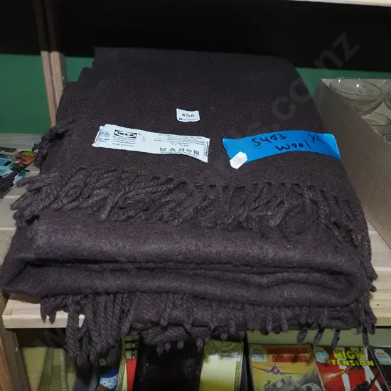2x brown woollen Ikea blankets