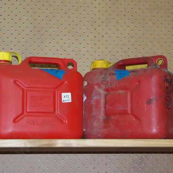2x 5L fuel containers