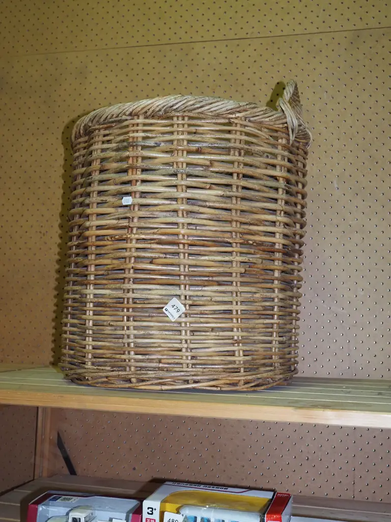 cane wood basket H420 Image 1++