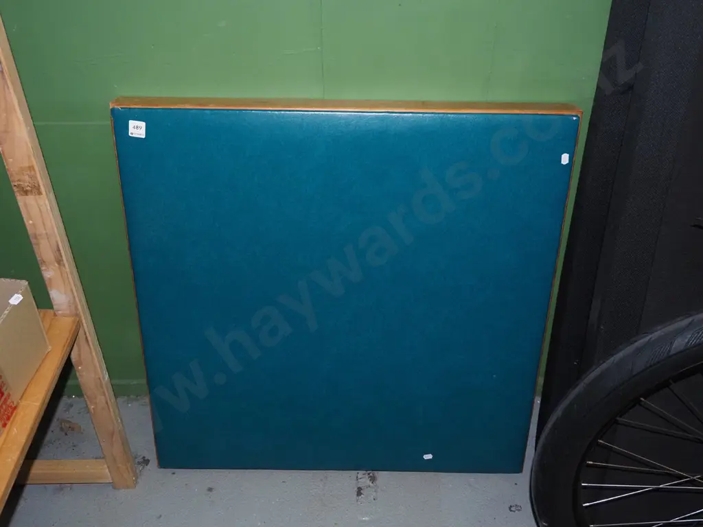 teal vinyl card table Image 1++