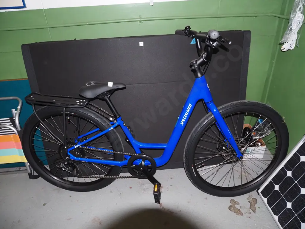 Specialized Roll 2.0 low-entry bicycle Image 1++