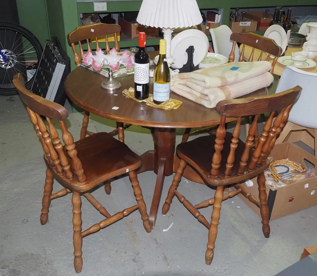 mdf faux wood veneer pedestal dining table with 4 spindle back chairs H740 Diam1120 Image 1++