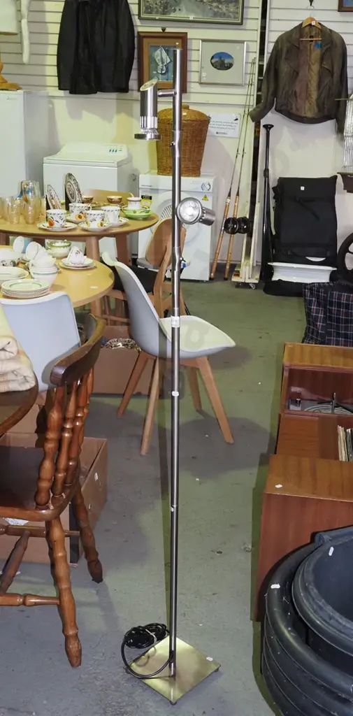 twin bulb halogen standard lamp Image 1++