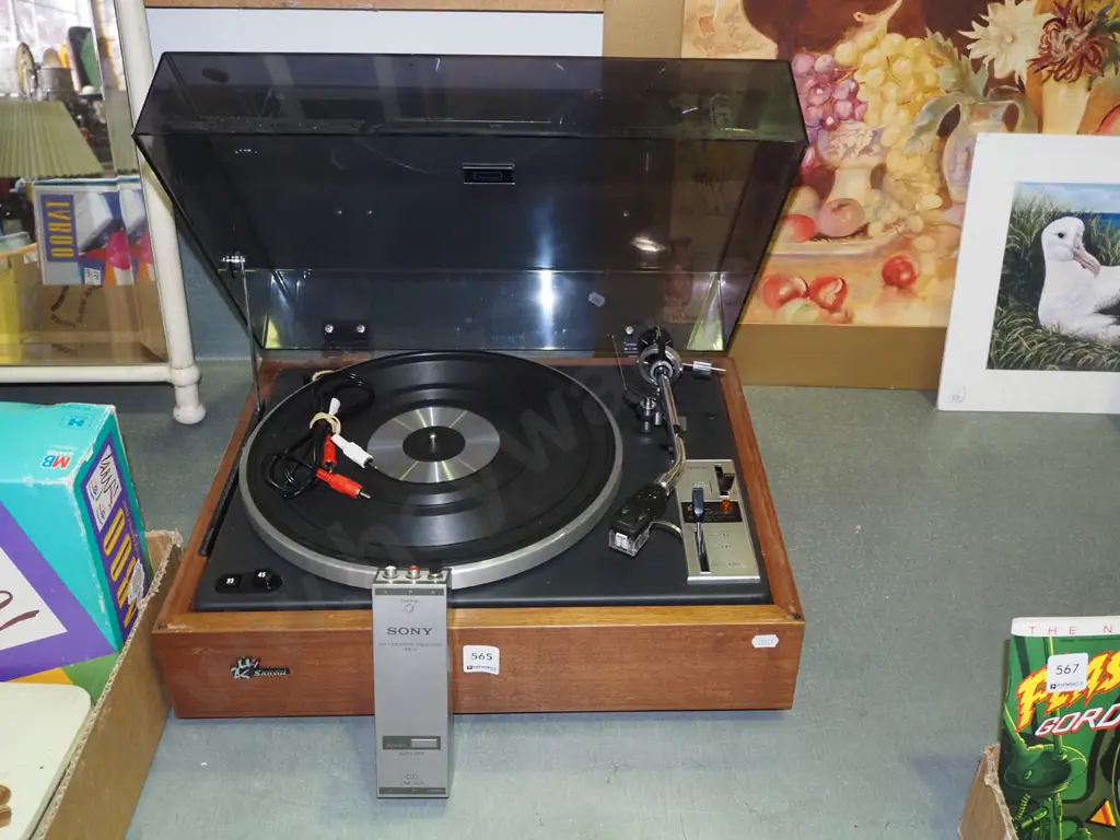 Sansui turntable with Sony equaliser Image 1++