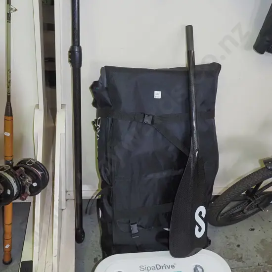 as new  inflatable Sipa board with Sipa drive, paddles, charger, controller etc