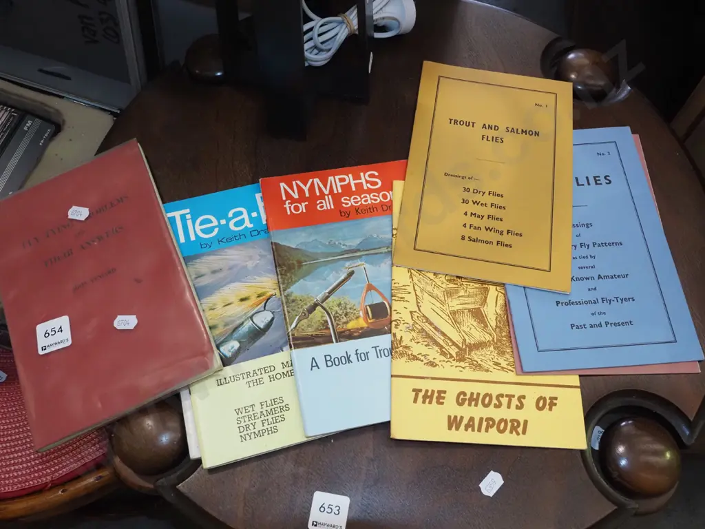 fly fishing tieing books Image 1++
