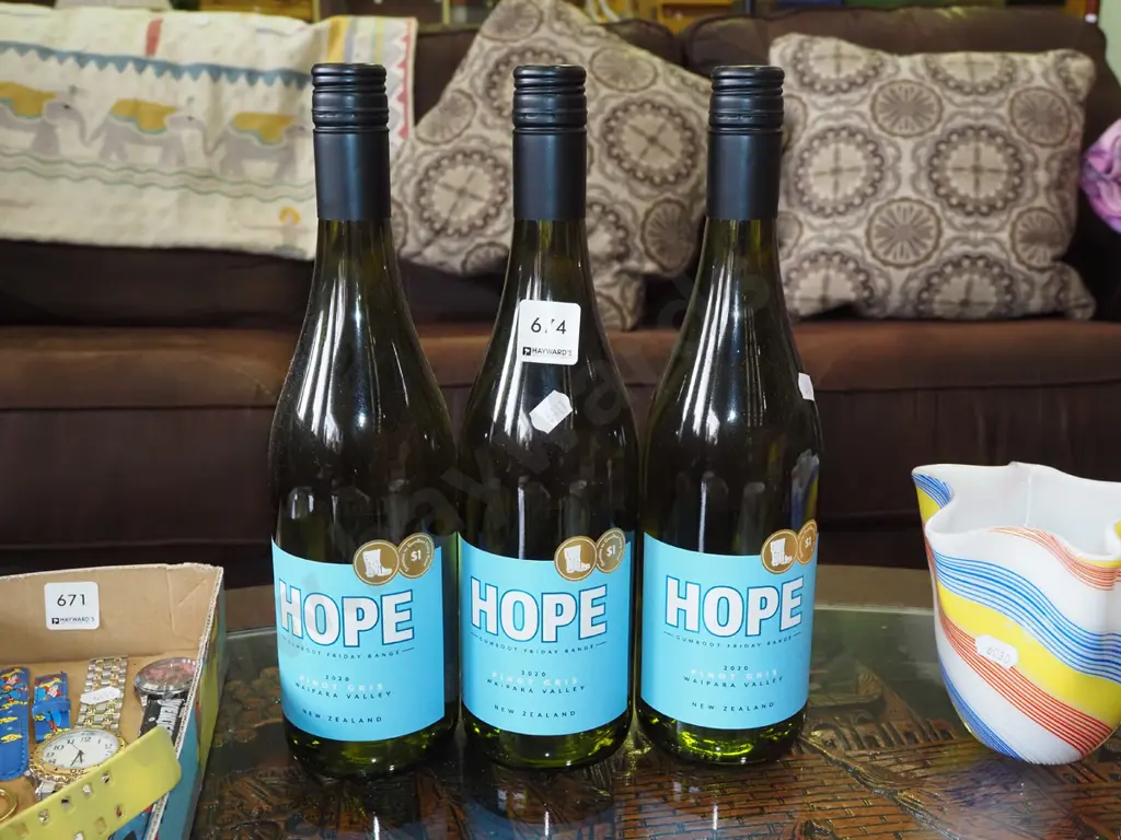 3x bottles of Hope pinot gris 2020 Image 1++