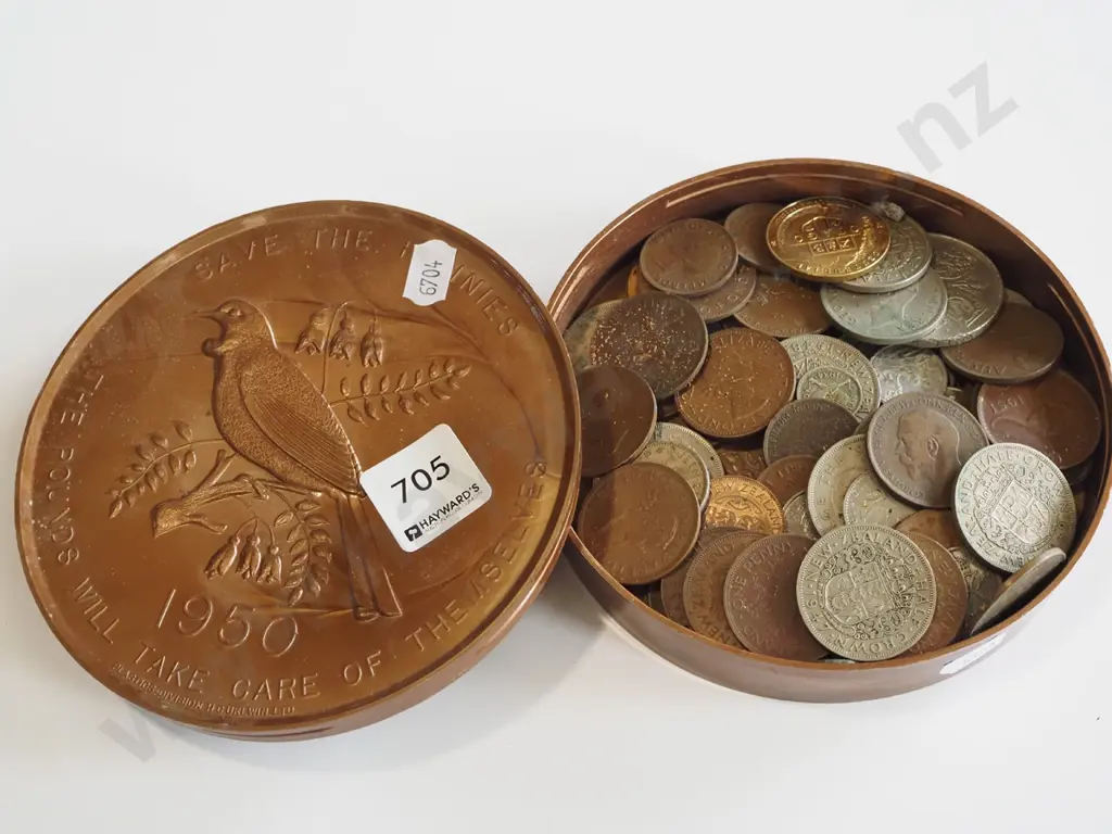 plastic tub of coins Image 1++