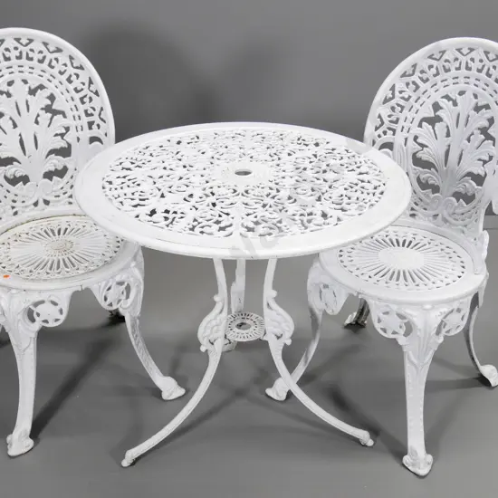 cast aluminium outdoor table and 2 chairs H-640 Diameter 680