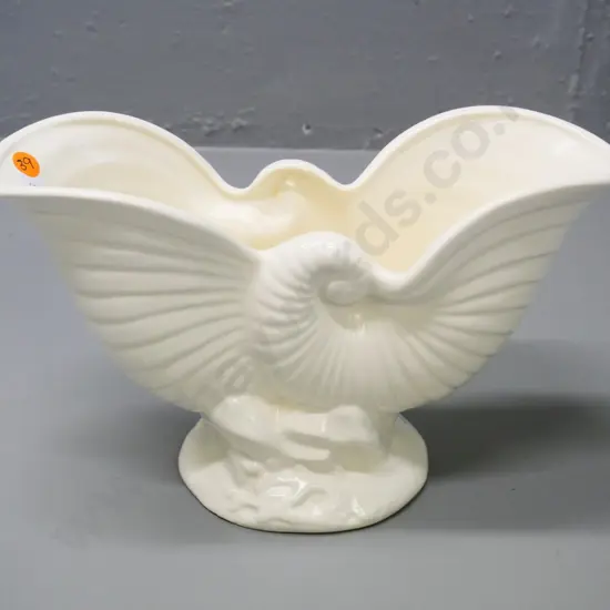 white Crown Lynn nautilus vase No. 550
