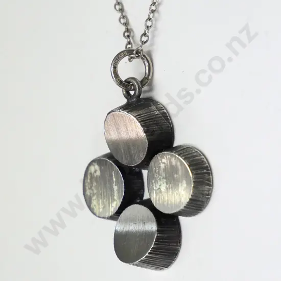 silver pendant stamped 925