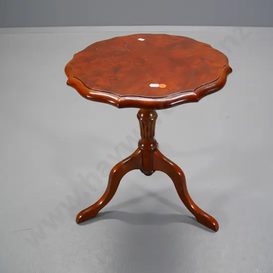mahogany w/ burr walnut top wine table on fluted column base - minor staining to polish H-470 D-370