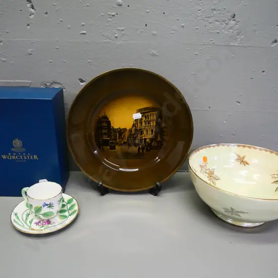 Maling 'Eden Spray' fruit bowl D-215, High Street Dunedin souvenir plate, boxed Royal Worcester coffee cup & saucer