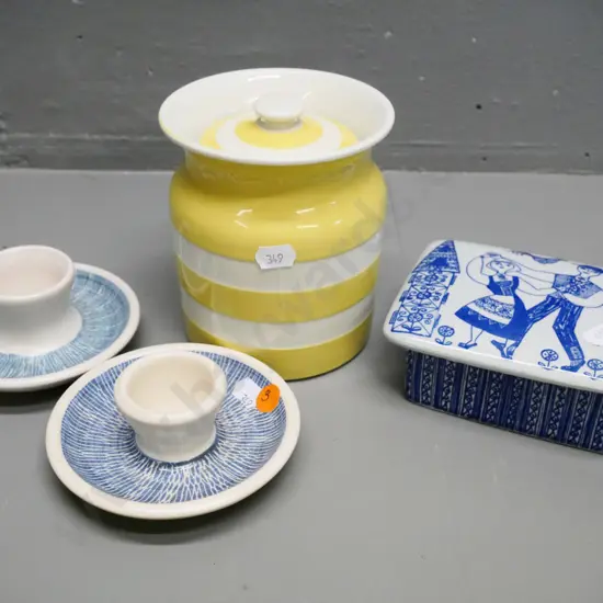 pair of Hanmer pottery egg cups, a Norwegian lidded dish a Cornish storage jar H-120 D-110