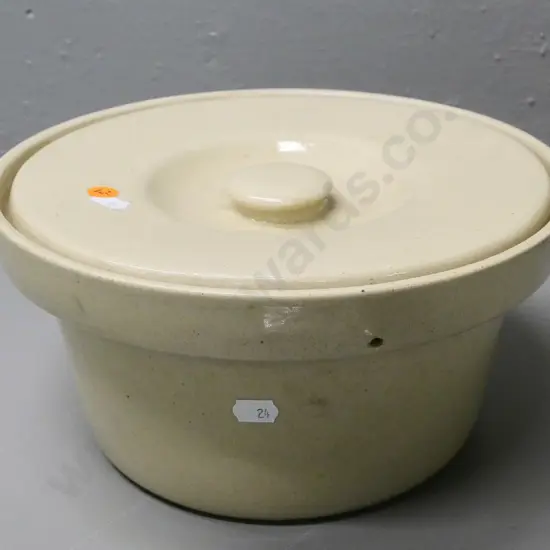 Timaru Potteries lidded (commode insert?)