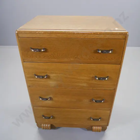 deco oak 4-drawer chest with brass handles H-890 W-620 D-430