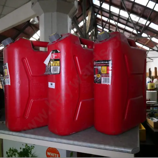 3 red plastic 20l fuel containers