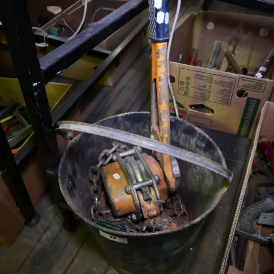 endless chain in tin bucket