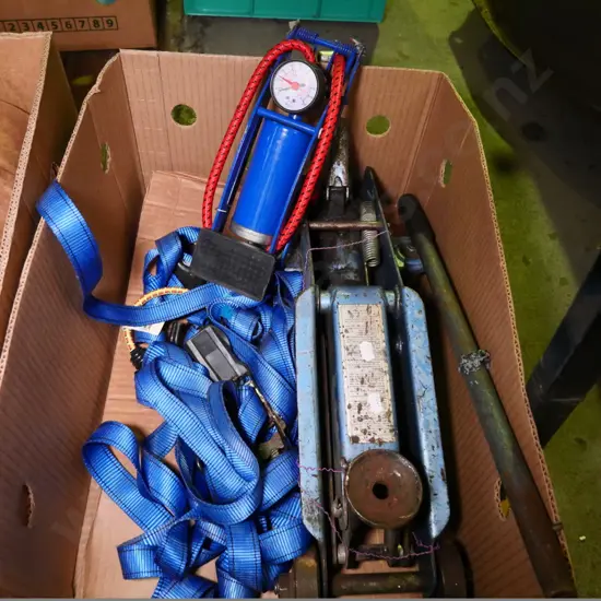 box of load strops,  trolley jack, foot pump