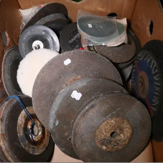 box of grinding discs