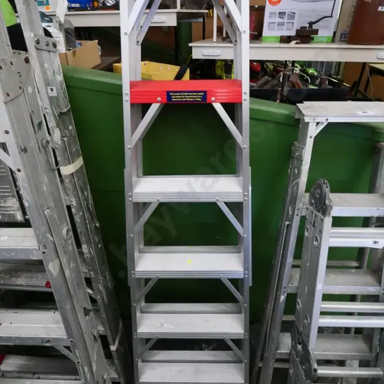 Ulrich 5-step aluminium ladder
