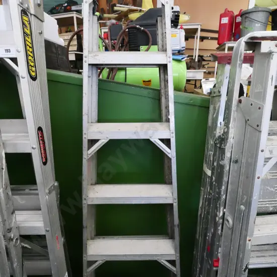 6-step aluminium ladder