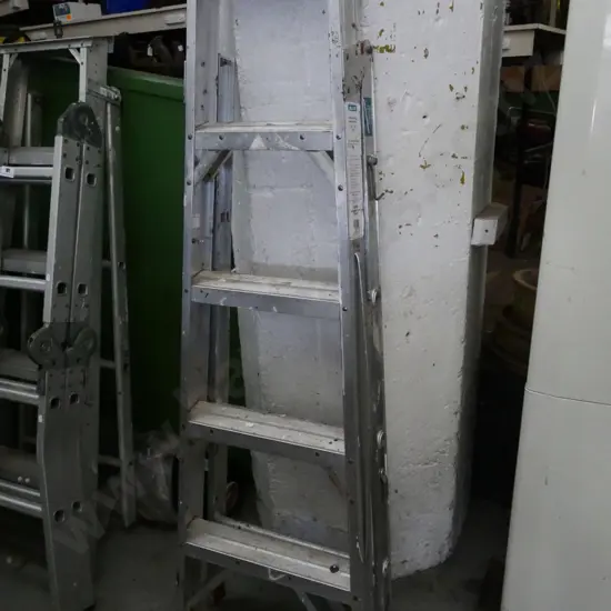 4-step aluminium ladder