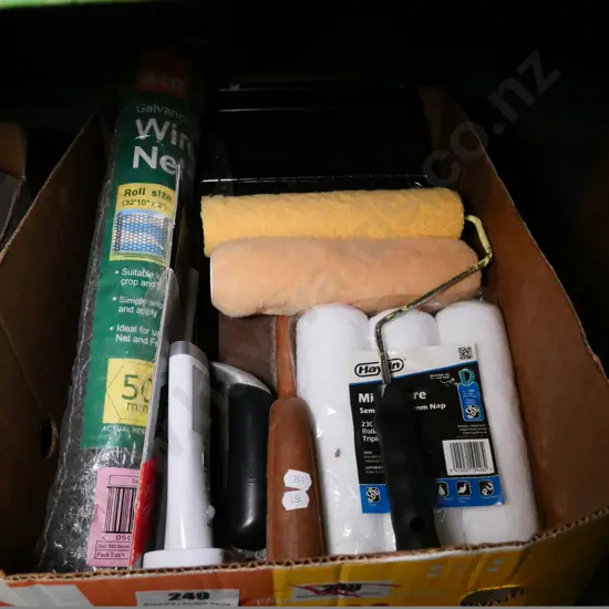 allsorts: paint rollers, plastering float, wire netting, etc.