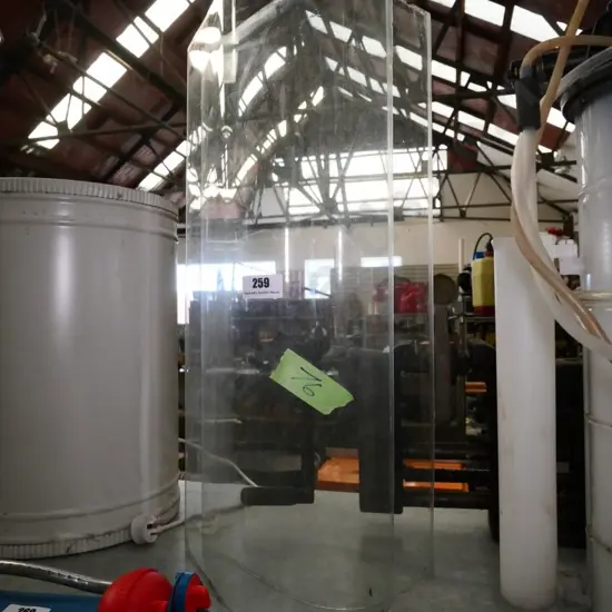 2 pieces of curved glass