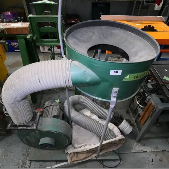 workshop dust extractor
