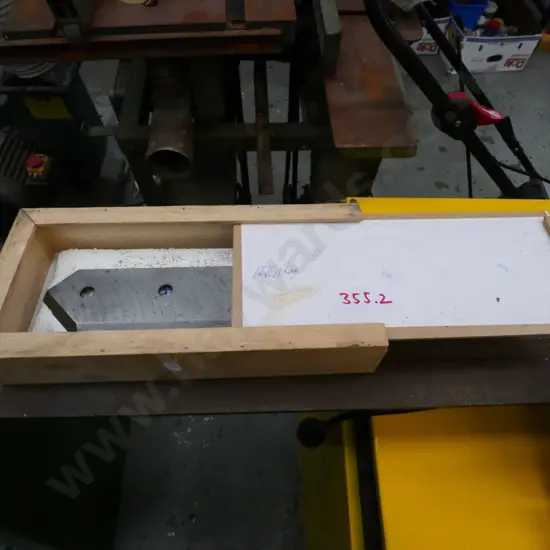 picture framer guillotine blades