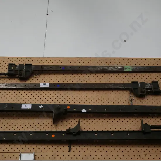 2 sash clamps - blue dots