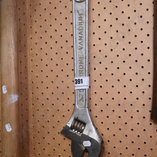 375mm adjustable crescent